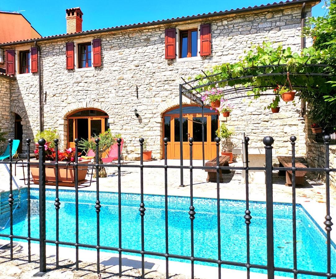 Villa Rustica Buje Exterior foto